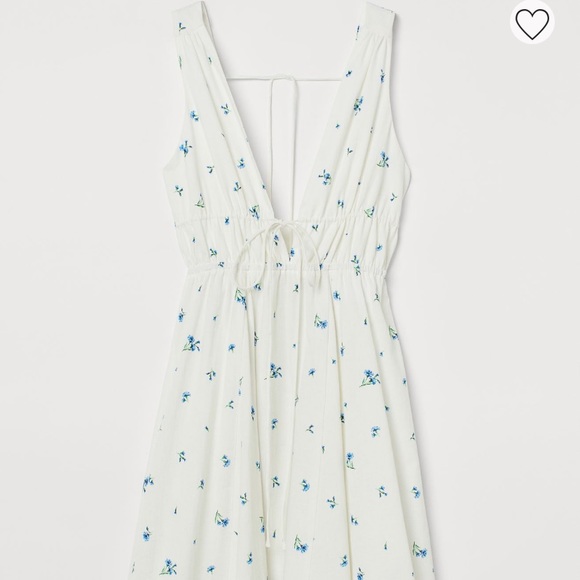 Cute little dress - Picture 4 of 5